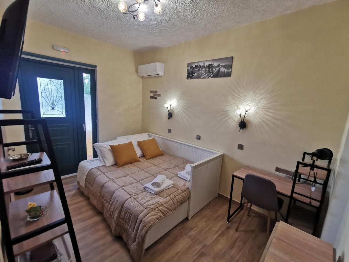 Serafi Cozy Rooms Archangelos  Buitenkant foto